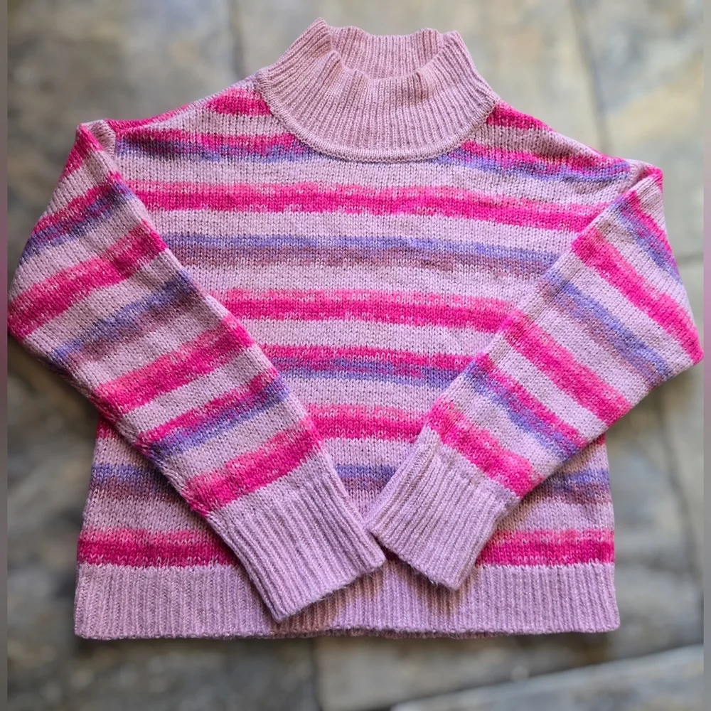 OshKosh Bgosh charming sweater